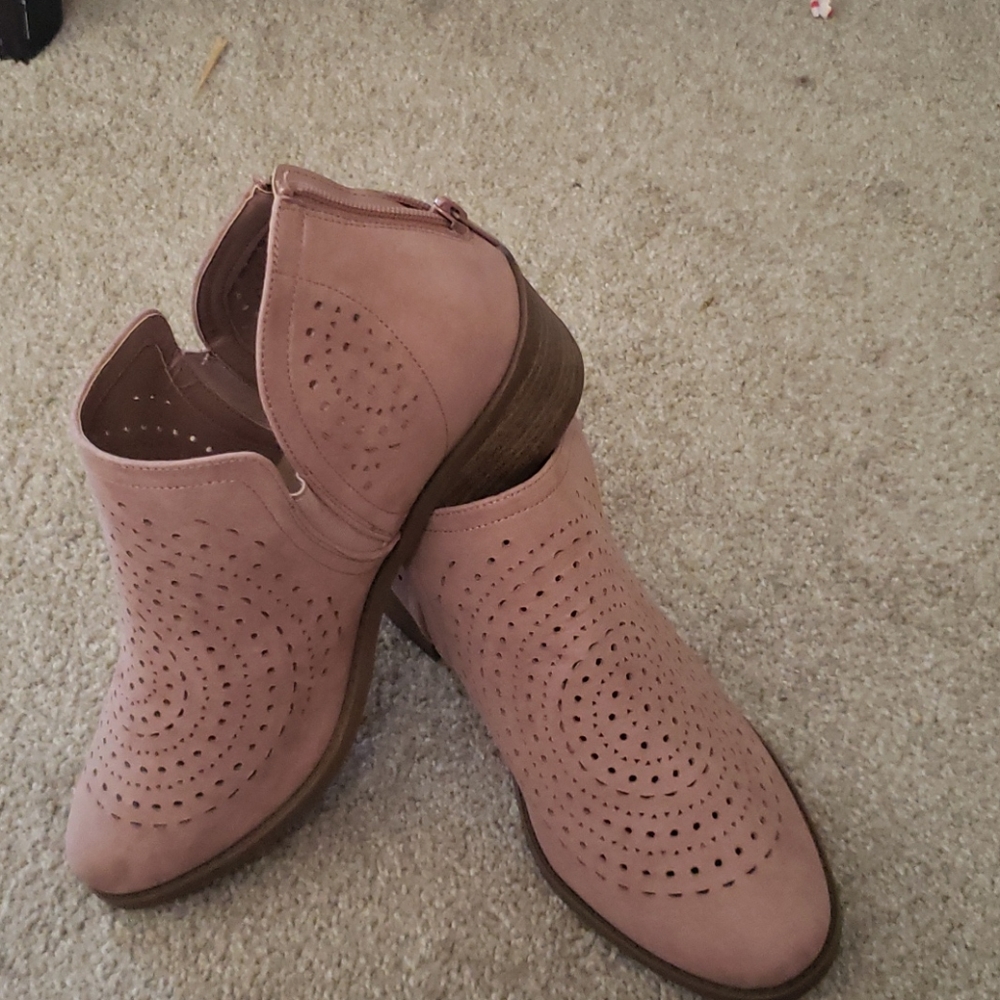 NWT Torrid Boots size 10.5